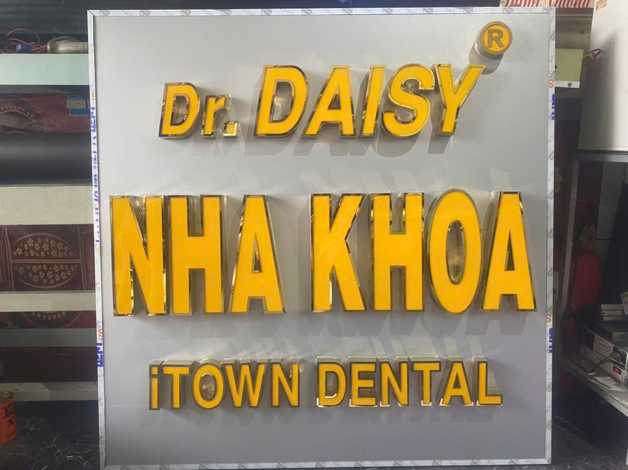 Biển hiệu alu chữ nổi đẹp